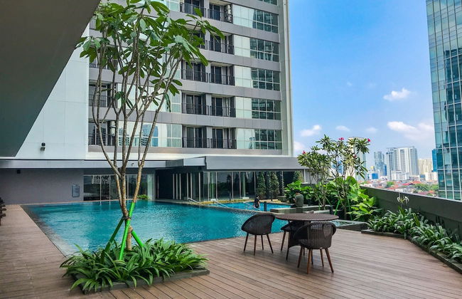 Minimalist And Comfy Studio Ciputra World 2 Apartment - Foto 16