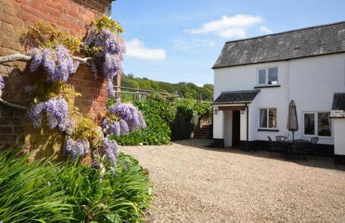 2 Bed in Sidbury BURSC - Photo 2