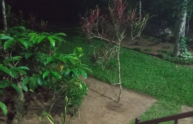 Family Villa is a hut Style Accommodation - Foto 11