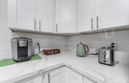 Luxury Retreat, Foosball, Pool table, NEW Upgrades - Foto 36