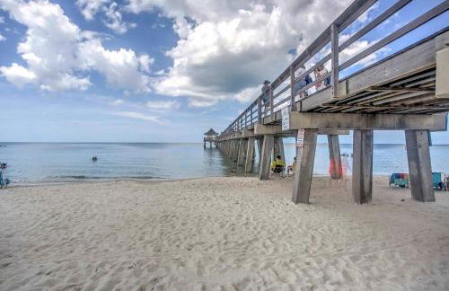 Upscale Naples Condo with Pool Access Walk to Pier! - Foto 28