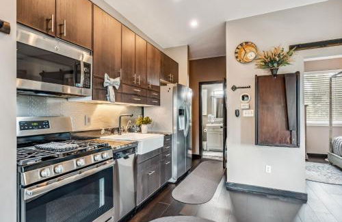 Treehouse 1BR with Hot Tub home - Foto 3