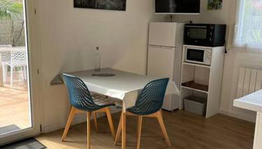 Appartement T2, très bien équipé, avec terrasse, jardin, et accès piscine, rénovation mars 2026 - Foto 5