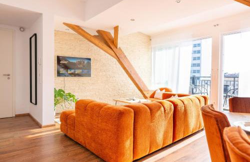 GreenTreeHomes - Penthouse Oak - Photo 30