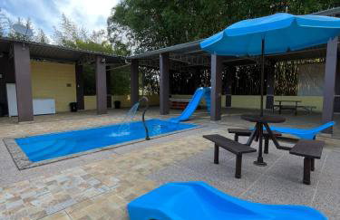 Chácara charmosa com piscina, campo de futebol - Photo 10