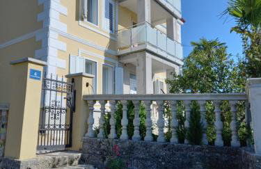 Villa Anna - Photo 1