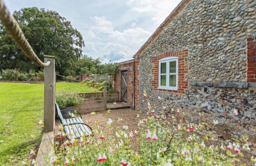 The Old Dairy - Photo 18