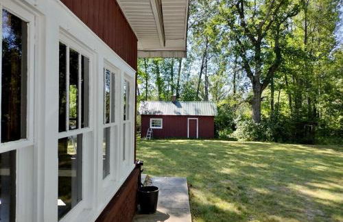 Cozy Private Log Cabin on acreage - Foto 35