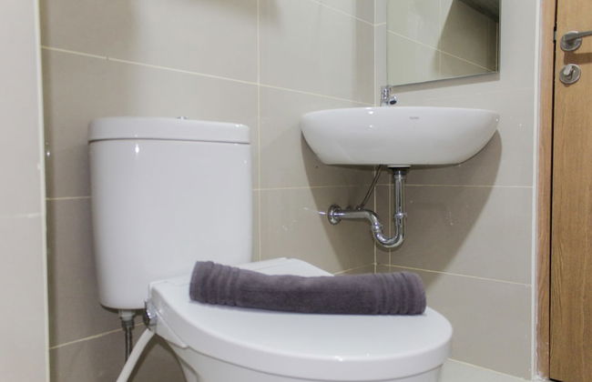 Comfy and Stylish Studio Apartment at B Residence - Foto 8