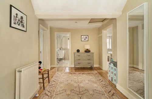 Luxury Big House Berkeley House near Bath - Photo 74