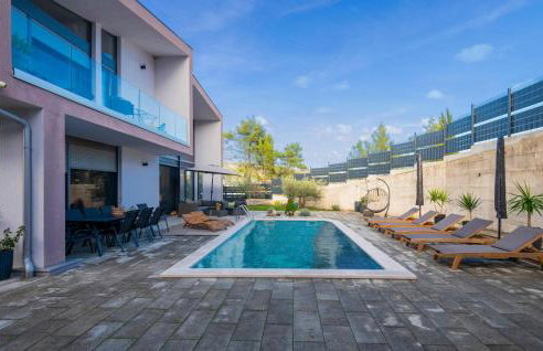 Gorgeous Home In Vrgorac With Wifi - Foto 9