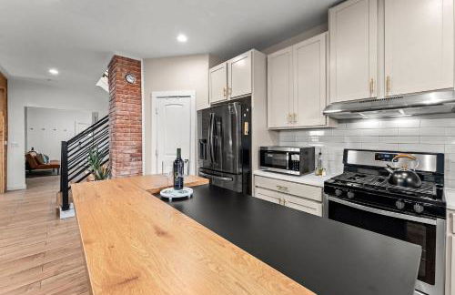 Sleeps 16 - Roof Top - Game Room - Pet Friendly - Foto 18