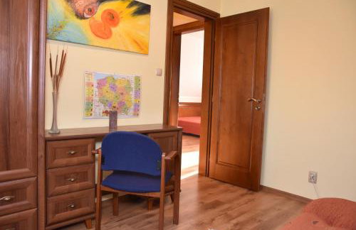 Dom z widokiem na jezioro i domek nad jeziorem - Foto 40