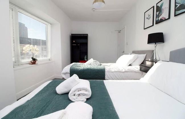 4 Bed Flat - Sleeps 4 - Parking - Wifi - Foto 5