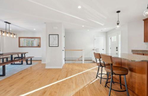 Winnisquam Landing Lakefront Firepit Deck - Foto 8