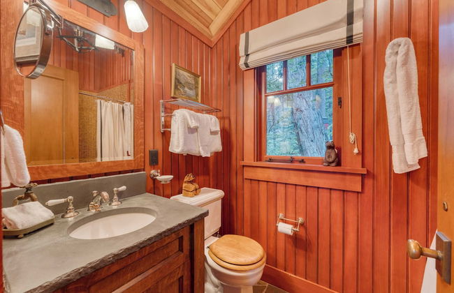 Homewood Lakefront by Avantstay Private Beach & Lake Access + Views! - Photo 19