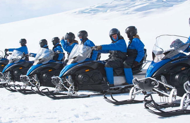 Paseo en moto de nieve por el glaciar Vatnajökull - Foto 9