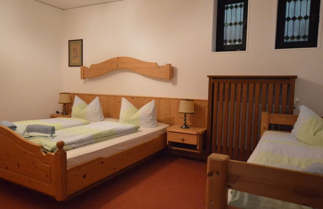 Romantic Mansion in Strotzbusch by the Forest - Photo 4