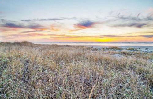Waterfront Condo right on the Pacific Ocean - Photo 18