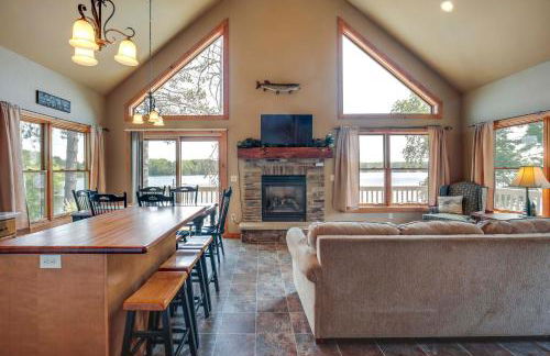 Lakefront Wisconsin Getaway with Kayak and Boat Dock! - Foto 5