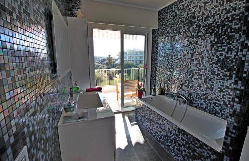 Charmant appartement 2P, piscine & tennis, proche plage & Monaco - Foto 1