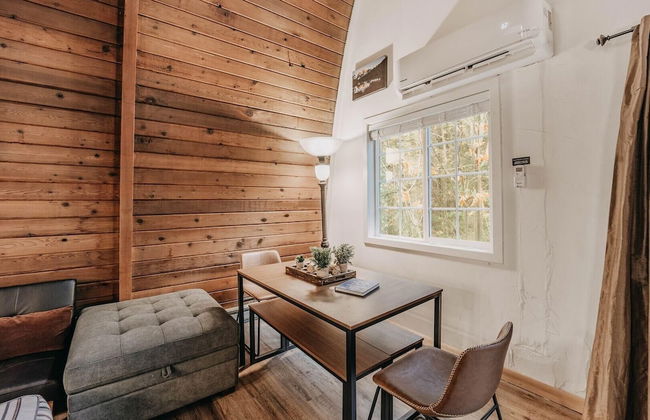 78mbr - Wood Stove - Wifi - Pets Ok - BBQ - Sleeps 6 - Foto 29