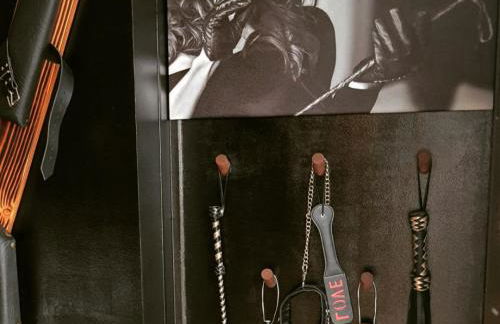 La loveroom bdsm de Nice " la chambre luxe des désirs " - Foto 7