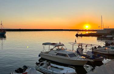 Ocean View Studios and Luxury Rooms - Foto 33