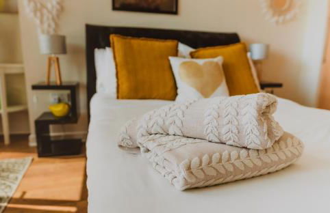 Lovely Bohemian Apartment in Heart of City Life - Foto 12