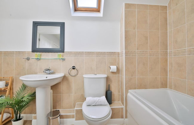 2 Bed House Near Beach with Free Parking - Foto 59