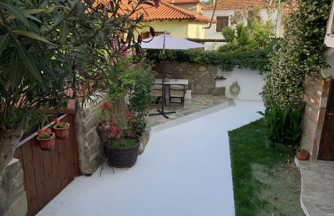 Beautiful Petrino 1880 - Photo 34