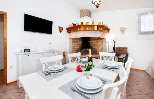 Charming House Nino with a fenced yard - Foto 12