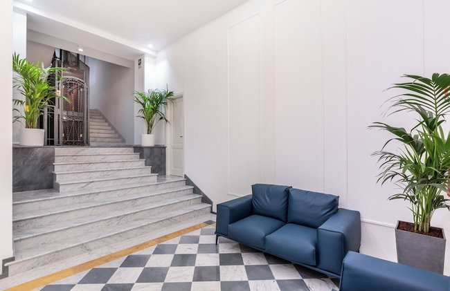 JOIVY Exclusive 2-Bedroom Villa with Private Garden - 5 minutes from the Colosseum - Photo 11