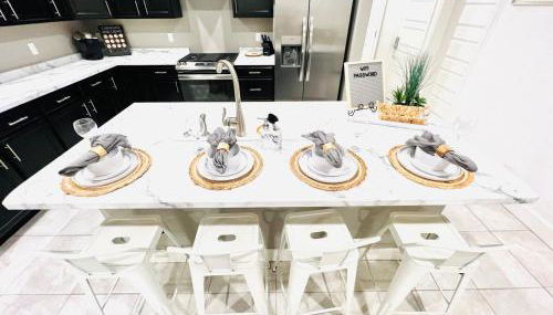 Entire Fully Equipped Basement Guest Apartment Home - Foto 4