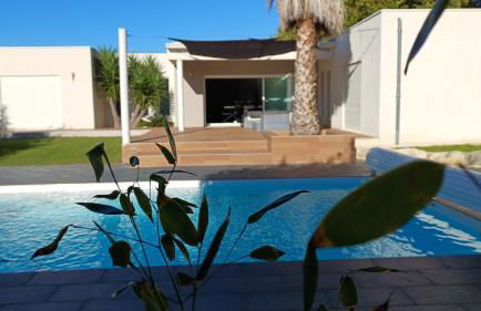 Villa d'architecte avec piscine chauffée, 4 chambres, à 30 mn Gruissan plage - Foto 19