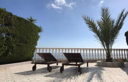 Quizás, una de las mejores vistas al Mediterráneo - Foto 1