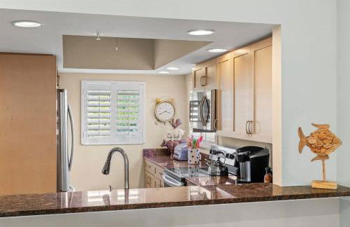 Exquisite Beachfront Residence at Shell Island Beach Club of Sanibel - Photo 10