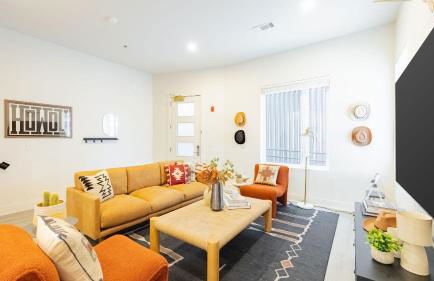 Sleeps 28 2 Units Near DT Nashville Outrider by AvantStay - Foto 11