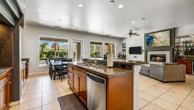 Best Summer Value Free Early Late Access - Foto 5, Habitación