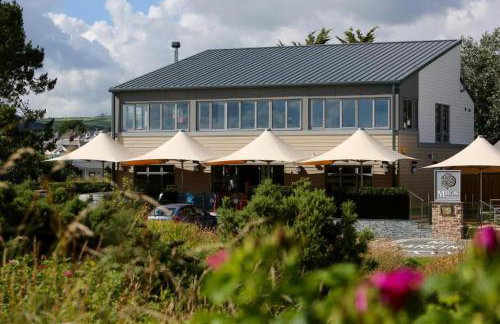 Delightful two bedroom caravan on Par Beach. - Foto 15