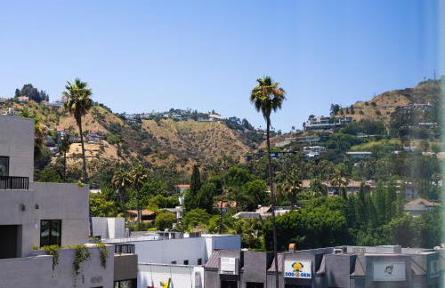 Bright Studio on Sunset Blvd Pool, Parking, Gym - Foto 3