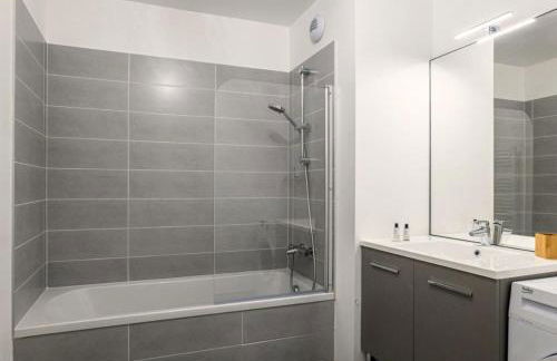 La Belle Vue - Garage - Terrasse - Wi-Fi - Foto 6