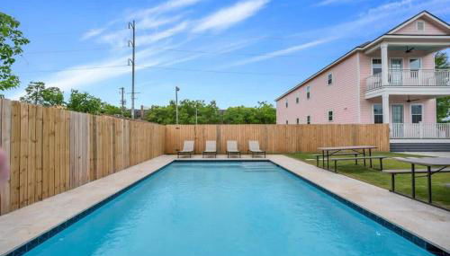 Elegant 4bd with Pool and Off Street Parking - Foto 3