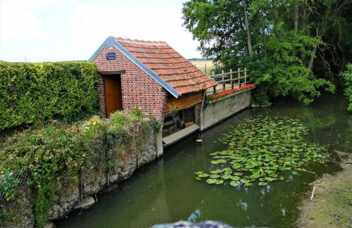 Le Lavoir Secret - hébergement atypique dans un joli cadre bucolique - Foto 8