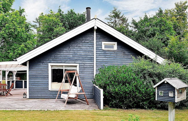 Modern Holiday Home Near Nibe With Terrace - Foto 18