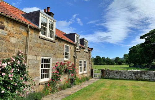 Finest Retreats - Ingleby Manor - Courtyard Cottage - Photo 1