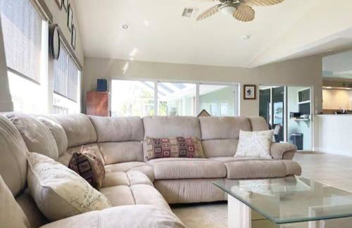 Relax with nature in our Waterfront 4 bedroom -HEATED POOL HOME-KING BED - Foto 35