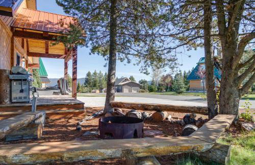 Huckleberry Hollow by KABINO Hot Tub FirePit PS2 Satellite Grill WiFi Golf Course - Foto 5