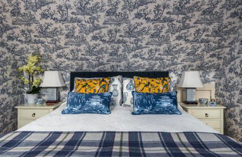 The Old Millhouse - Luxury Retreat with Sauna, Cold Plunge, Yoga & Swim SPA - Photo 37