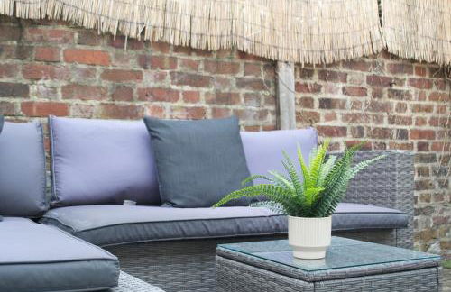 Stylish 2-Bed Garden Flat, 5 Mins to Brixton - Photo 33